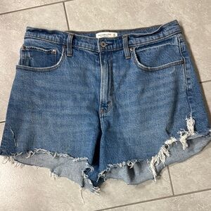 Abercrombie & Fitch Women's Distressed Denim Shorts size 32/14